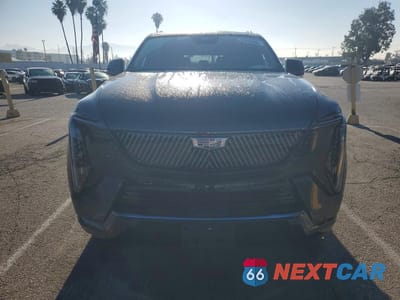 Piąte zdjęcie samochodu w środku: 2026 CADILLAC ESCALADE IQ L SPORT-1 VIN:1GYLELKL6TU102577 - miniatura