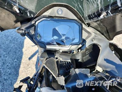 Zdjęcie 7 z 9 samochodu: 2025 KAWASAKI ZX1002 M VIN:JKBZXVM16SA010036 - miniatura