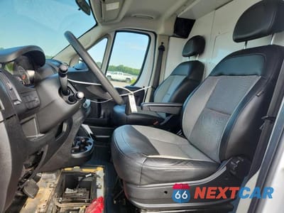 Zdjęcie 7 z 13 samochodu: 2019 RAM PROMASTER 1500 DELIVERY VAN VIN:3C6TRVAG3KE540679 - miniatura