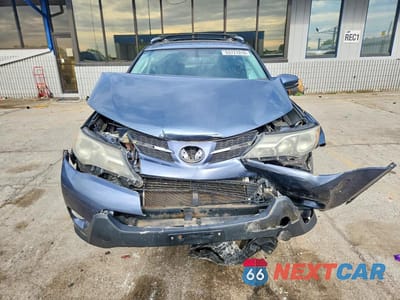 Piąte zdjęcie samochodu w środku: 2013 TOYOTA RAV4 XLE VIN:2T3RFREV7DW033562 - miniatura