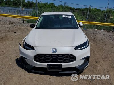 Piąte zdjęcie samochodu w środku: 2025 HONDA HR-V LX VIN:3CZRZ2H32SM757189 - miniatura