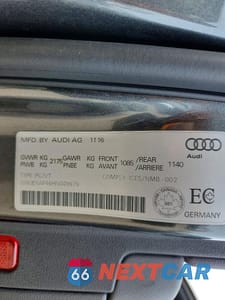 Zdjęcie 12 z 12 samochodu: 2017 AUDI A4 PREMIUM PLUS VIN:WAUENAF46HN049979 - miniatura