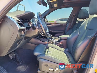 Zdjęcie 7 z 13 samochodu: 2018 BMW X3 XDRIVE30I VIN:5UXTR9C56JLD67968 - miniatura