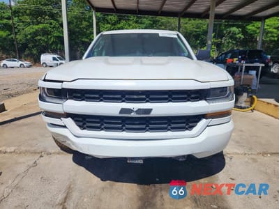 Piąte zdjęcie samochodu w środku: 2017 CHEVROLET SILVERADO K1500 CUSTOM VIN:1GCVKPEC3HZ401240 - miniatura