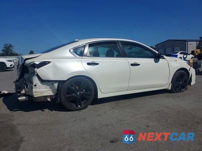 Trzecie zdjęcie samochodu z tyłu: 2017 NISSAN ALTIMA 3.5 SL VIN:1N4BL3AP6HC294467 - miniatura