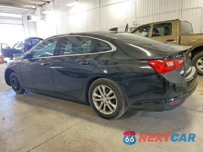 Drugie zdjęcie samochodu z przodu: 2017 CHEVROLET MALIBU LT VIN:1G1ZE5ST2HF116220 - miniatura