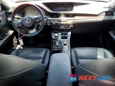 Zdjęcie 8 z 12 samochodu: 2018 LEXUS ES 350 VIN:58ABK1GG7JU099992 - miniatura