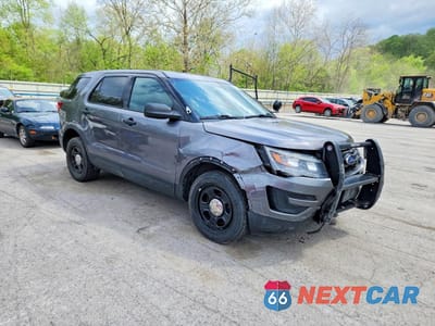 Czwarte zdjęcie samochodu z boku: 2019 FORD EXPLORER POLICE INTERCEPTOR VIN:1FM5K8AR1KGB18382 - miniatura