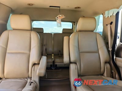 Zdjęcie 10 z 13 samochodu: 2011 CHEVROLET TAHOE VIN:1GNSKCE03BR134617 - miniatura