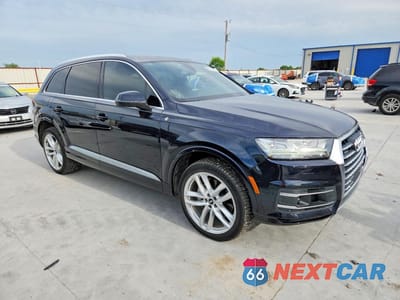 Czwarte zdjęcie samochodu z boku: 2017 AUDI Q7 PRESTIGE VIN:WA1VAAF75HD034866 - miniatura