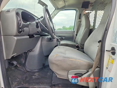 Zdjęcie 7 z 13 samochodu: 2008 FORD E250 DELIVERY VAN VIN:1FTNE24W68DA87294 - miniatura