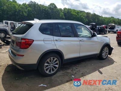 Trzecie zdjęcie samochodu z tyłu: 2017 BMW X3 SDRIVE28I VIN:5UXWZ7C33H0X40067 - miniatura