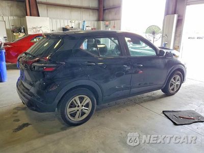 Trzecie zdjęcie samochodu z tyłu: 2022 NISSAN KICKS S VIN:3N1CP5BV1NL522020 - miniatura