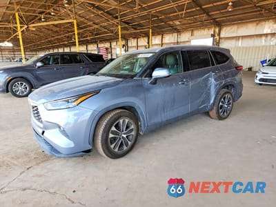 2022 TOYOTA HIGHLANDER XLE 5TDHZRAHXNS121754 - główne zdjęcie licytacji z USA - miniatura