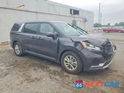 Czwarte zdjęcie samochodu z boku: 2024 KIA CARNIVAL LX VIN:KNDNB4H38R6435252 - miniatura
