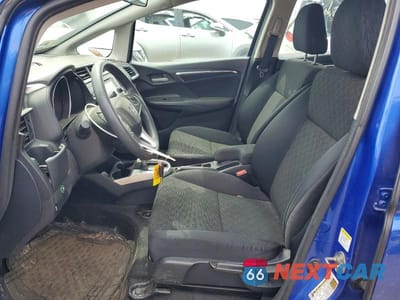 Zdjęcie 7 z 12 samochodu: 2015 HONDA FIT LX VIN:3HGGK5H56FM771804 - miniatura