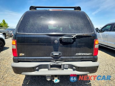Zdjęcie 6 z 13 samochodu: 2002 CHEVROLET TAHOE K1500 VIN:1GNEK13Z72R216868 - miniatura
