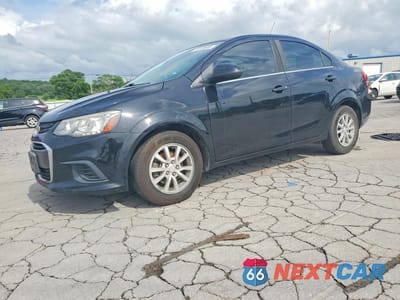 2018 CHEVROLET SONIC LT 1G1JD5SH2J4104212 - główne zdjęcie licytacji z USA - miniatura