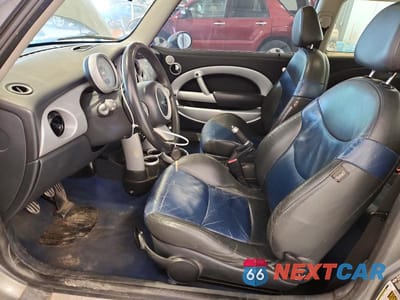 Zdjęcie 7 z 12 samochodu: 2005 MINI COOPER S VIN:WMWRE33455TD97543 - miniatura
