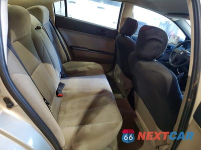 Zdjęcie 10 z 12 samochodu: 2004 MITSUBISHI GALANT ES MEDIUM VIN:4A3AB36F04E116090 - miniatura