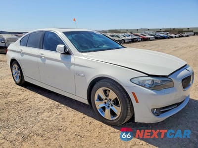 Czwarte zdjęcie samochodu z boku: 2012 BMW 528 I VIN:WBAXG5C56CDX03787 - miniatura