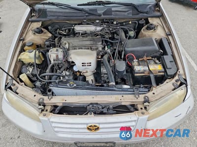Zdjęcie 11 z 12 samochodu: 1997 TOYOTA CAMRY LE VIN:4T1BG22KXVU075976 - miniatura