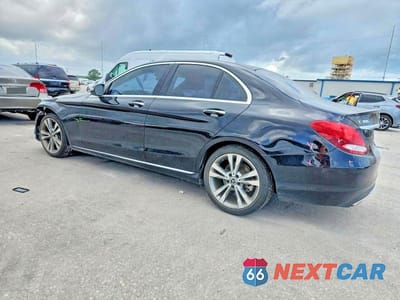 Drugie zdjęcie samochodu z przodu: 2018 MERCEDES-BENZ C 300 VIN:55SWF4JBXJU244322 - miniatura