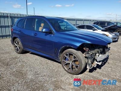 Czwarte zdjęcie samochodu z boku: 2019 BMW X5 VIN:5UXCR6C50KLL64724 - miniatura