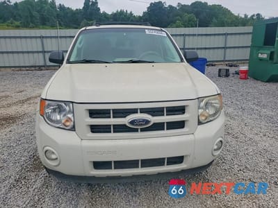 Piąte zdjęcie samochodu w środku: 2009 FORD ESCAPE HYBRID VIN:1FMCU49379KB94982 - miniatura