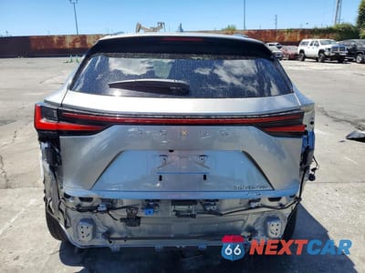 Zdjęcie 6 z 13 samochodu: 2024 LEXUS NX 450H+ F SPORT HANDLING VIN:JTJKKCFZ4R2024052 - miniatura