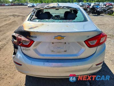 Zdjęcie 6 z 12 samochodu: 2017 CHEVROLET CRUZE LT VIN:1G1BE5SM9H7153043 - miniatura