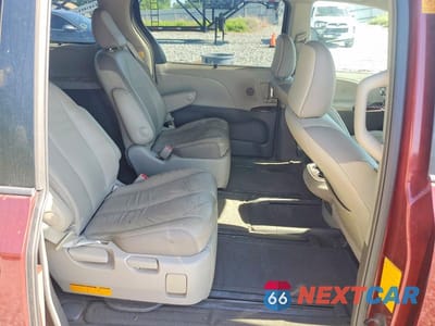 Zdjęcie 11 z 13 samochodu: 2012 TOYOTA SIENNA LIMITED 7-PASSENGER VIN:5TDYK3DC9CS236067 - miniatura
