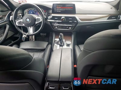 Zdjęcie 8 z 12 samochodu: 2019 BMW 530XE VIN:WBAJB1C55KB376242 - miniatura
