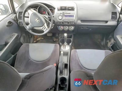 Zdjęcie 8 z 12 samochodu: 2007 HONDA FIT S VIN:JHMGD38677S028839 - miniatura