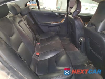 Zdjęcie 10 z 12 samochodu: 2017 VOLVO S60 PLATINUM VIN:LYV402HM7HB142350 - miniatura