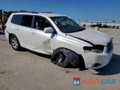 Czwarte zdjęcie samochodu z boku: 2010 TOYOTA HIGHLANDER BASE VIN:5TDZK3EH0AS001990 - miniatura