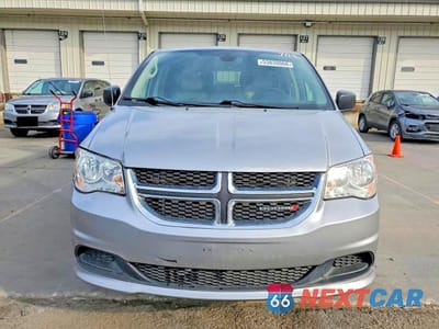 Piąte zdjęcie samochodu w środku: 2019 DODGE GRAND CARAVAN SE VIN:2C7WDGBG6KR792040 - miniatura