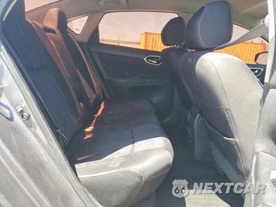 Zdjęcie 10 z 12 samochodu: 2018 NISSAN SENTRA SV VIN:3N1AB7AP1JL621273 - miniatura