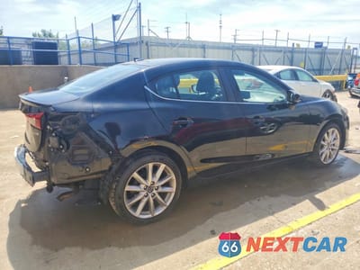 Trzecie zdjęcie samochodu z tyłu: 2017 MAZDA 3 GRAND TOURING VIN:JM1BN1W37H1101365 - miniatura