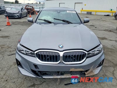 Piąte zdjęcie samochodu w środku: 2024 BMW 330I VIN:3MW69FF09R8E12525 - miniatura