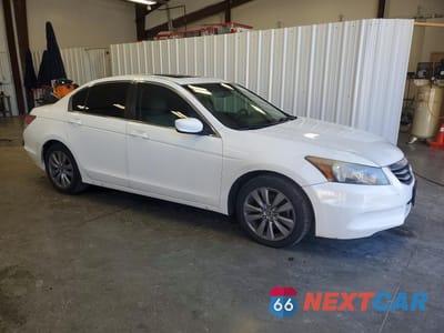 Czwarte zdjęcie samochodu z boku: 2011 HONDA ACCORD EXL VIN:1HGCP2F83BA009498 - miniatura