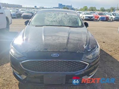Piąte zdjęcie samochodu w środku: 2017 FORD FUSION SE VIN:3FA6P0HD3HR194831 - miniatura