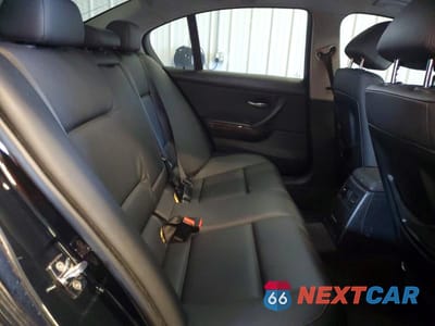 Zdjęcie 10 z 13 samochodu: 2006 BMW 325 XI VIN:WBAVD13566KV14744 - miniatura