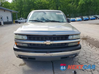 Piąte zdjęcie samochodu w środku: 2000 CHEVROLET SILVERADO C1500 VIN:2GCEC19T8Y1386215 - miniatura