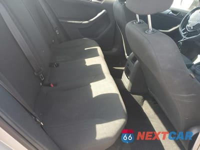 Zdjęcie 10 z 13 samochodu: 2015 VOLKSWAGEN JETTA SE VIN:3VWD17AJXFM223146 - miniatura