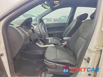 Zdjęcie 7 z 12 samochodu: 2010 FORD FOCUS SE VIN:1FAHP3FN2AW138355 - miniatura