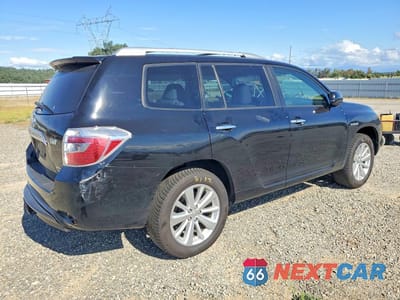 Trzecie zdjęcie samochodu z tyłu: 2010 TOYOTA HIGHLANDER HYBRID LIMITED VIN:JTEJW3EH9A2041277 - miniatura