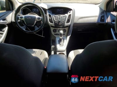 Zdjęcie 8 z 12 samochodu: 2012 FORD FOCUS SE VIN:1FAHP3F21CL432517 - miniatura