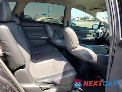 Zdjęcie 10 z 12 samochodu: 2014 TOYOTA PRIUS V FIVE VIN:JTDZN3EU3EJ010061 - miniatura