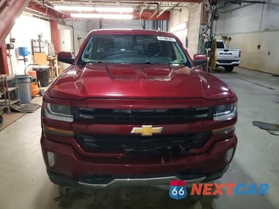 Piąte zdjęcie samochodu w środku: 2016 CHEVROLET SILVERADO K1500 LT VIN:1GCVKREC6GZ216187 - miniatura